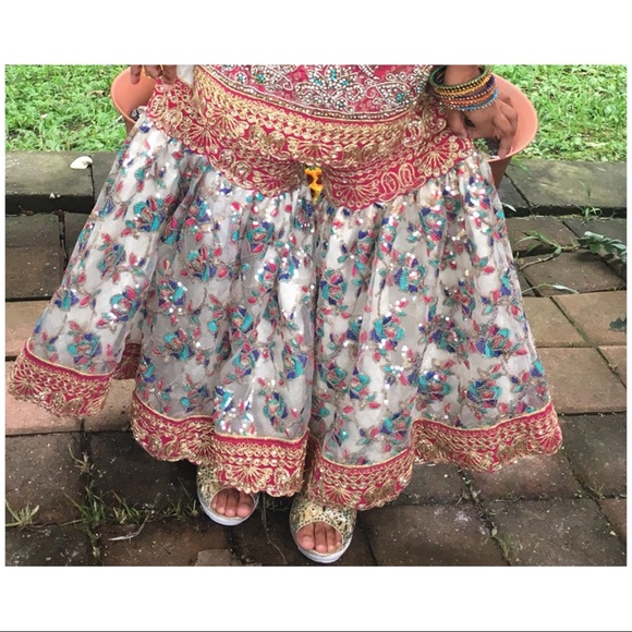 Beautiful 3 pieces Bollywood partywear age 5 - Picture 3 of 5